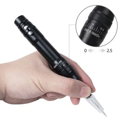 Popularna bezprzewodowa maszyna do tatuażu z pistoletem Długość 136 * 20mm Mikroblading Bezprzewodowa maszyna PMU do brwi włosów dostawca